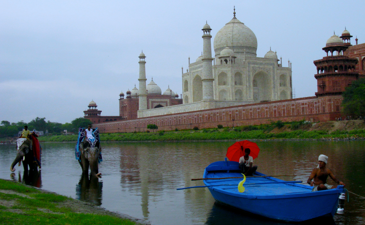 Tajmahal, The other perspective